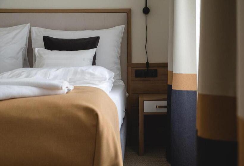 豪华房间, Isabella Boutique