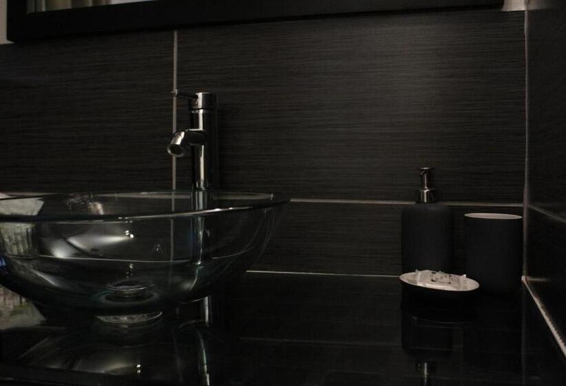 スイート, Le Marigot