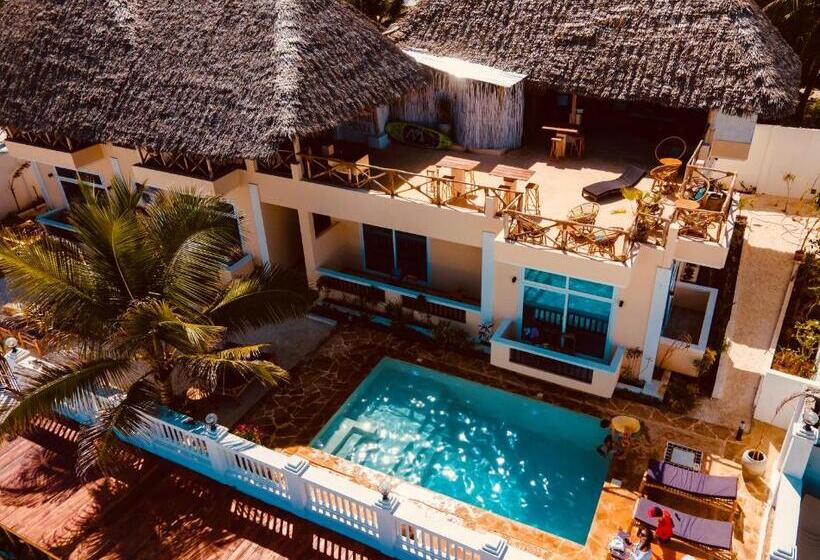 اتاق استاندارد با چشمانداز باغ, Mambo Paradise