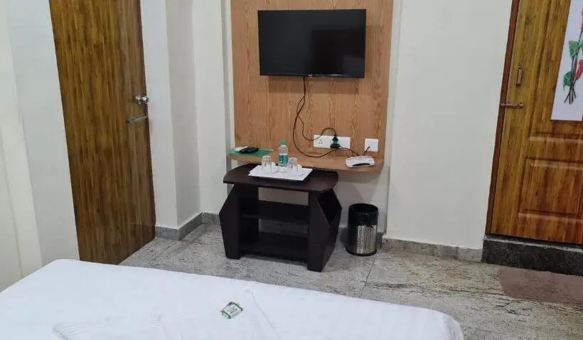 デラックストリプルルーム, Vijay Shree Inn