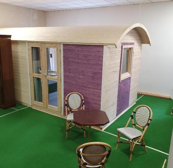 شقة غرفة واحدة, Pension Stettiner Hof