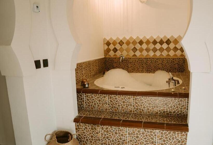 סוויטה דלוקס, Hospedería Ballesteros