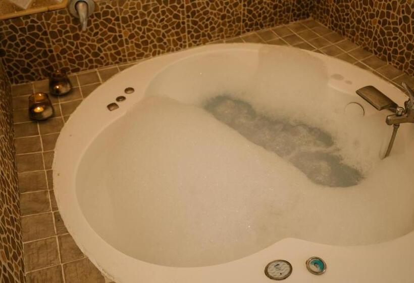 סוויטה דלוקס, Hospedería Ballesteros