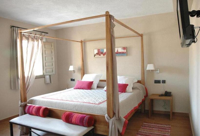 小型套房, Mas El Cuquello