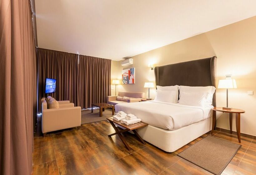 주니어 스위트 풀장 전망, Marriott Residences Salgados Resort, Algarve