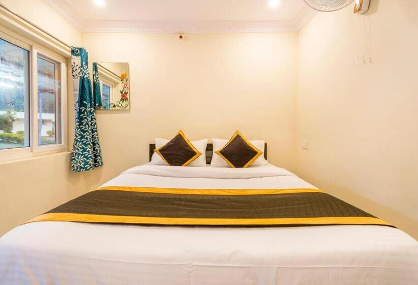 스탠다드 룸, At Home Prakruthi Resorts