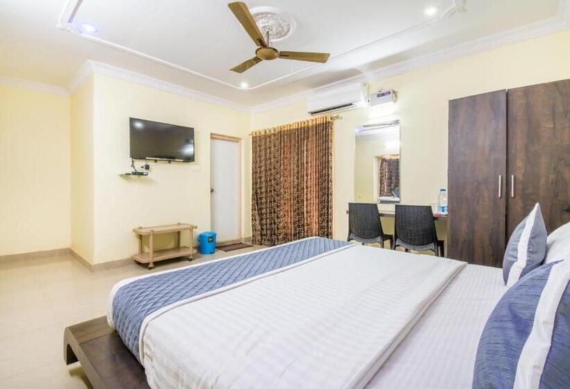 스탠다드 스튜디오, At Home Prakruthi Resorts