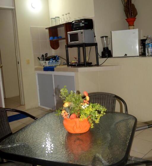 بنجلو عائلى, Estancia Las Flores