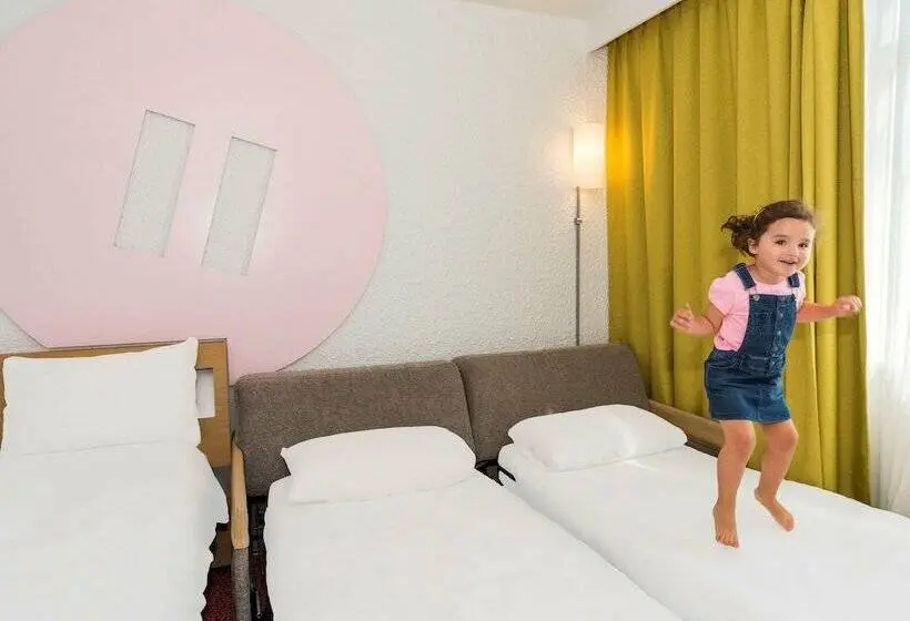 ファミリールーム, Ibis Styles Lyon Bron Eurexpo