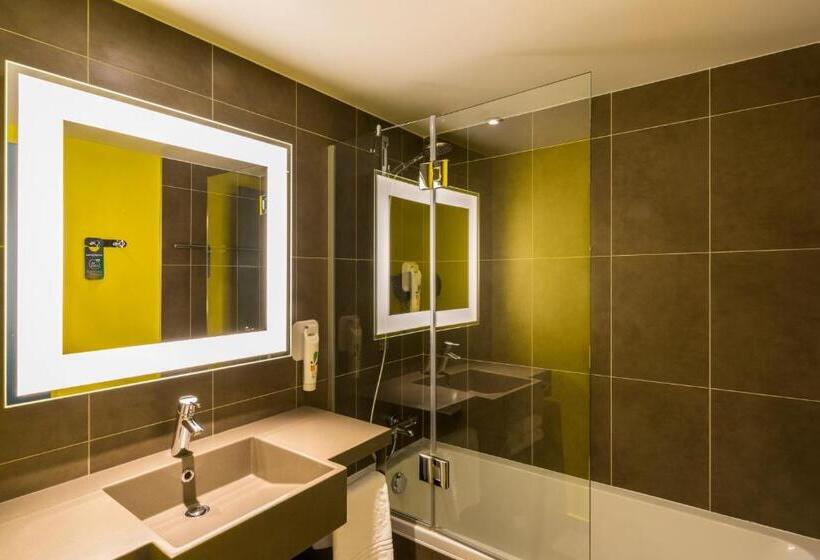 家庭间, Ibis Styles Lyon Bron Eurexpo