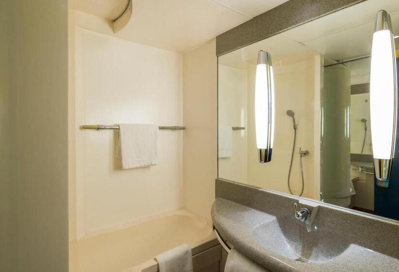 ファミリールーム, Ibis Styles Lyon Bron Eurexpo