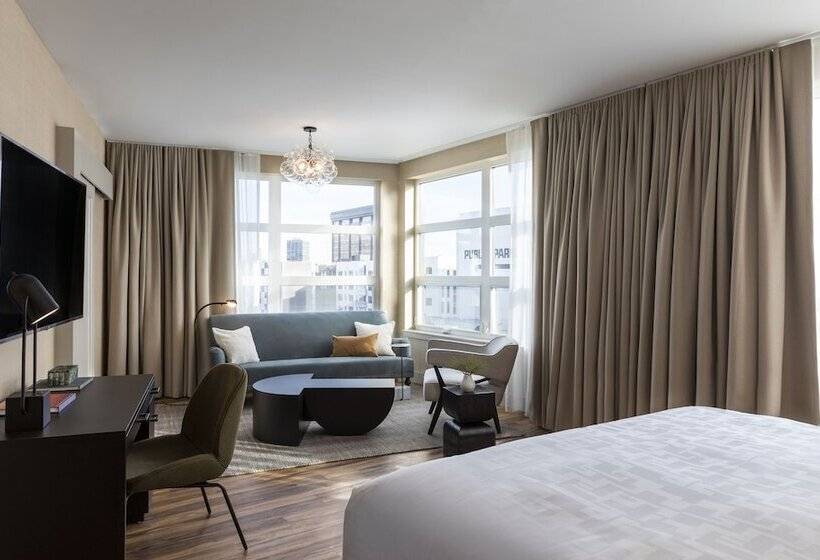 سوییت, Kissel Uptown Oakland, In The Unbound Collection By Hyatt