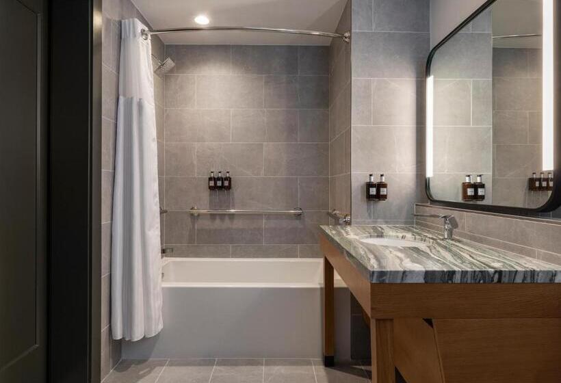 اتاق استاندارد با تخت بزرگ برای معلولان, Kissel Uptown Oakland, In The Unbound Collection By Hyatt