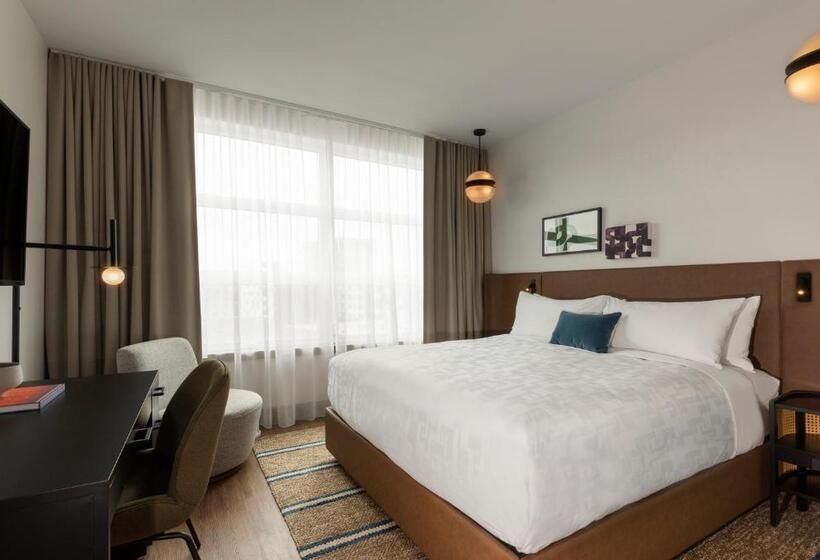 اتاق استاندارد با تخت بزرگ برای معلولان, Kissel Uptown Oakland, In The Unbound Collection By Hyatt