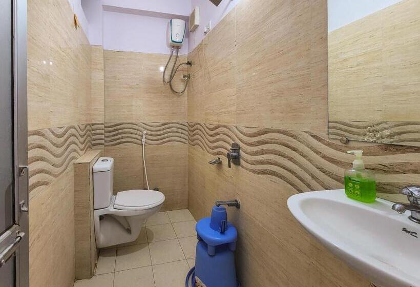 Номер Стандарт, Shivani Inn Hotel & Banquet