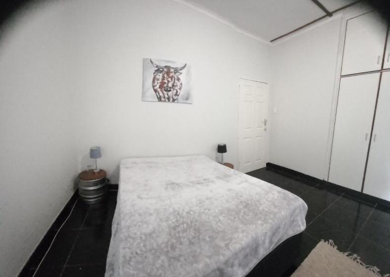 اتاق خانوادگی, Urban Farm Haus Guesthouse