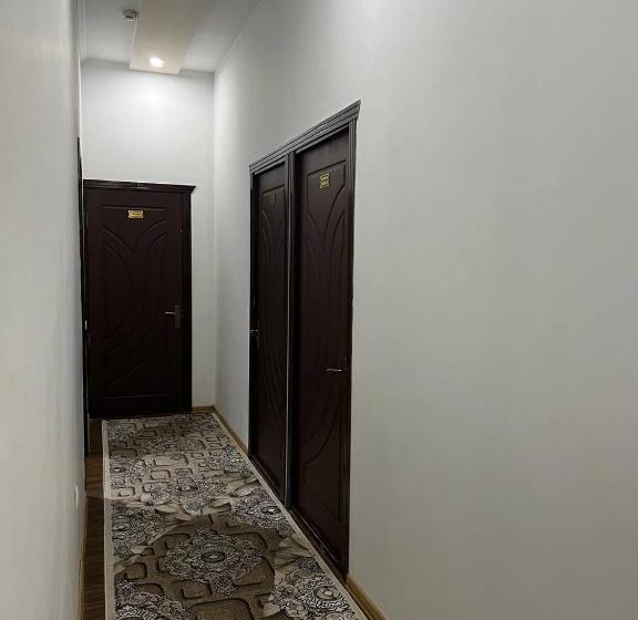 اتاق اکونومی یک تخته, Al Arda Avenue
