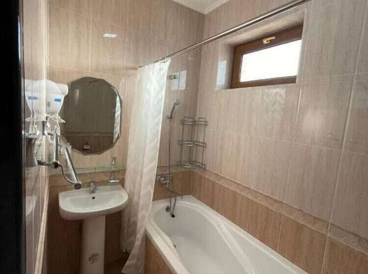 اتاق استاندارد یک نفره, Al Arda Avenue