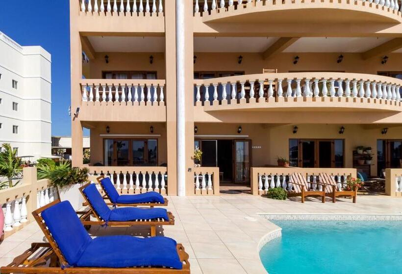 带大床的套房, Hol Chan Reef Resort & Villas