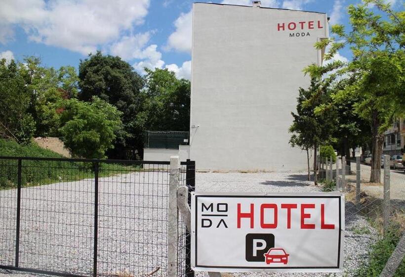 غرفة قياسية, Moda