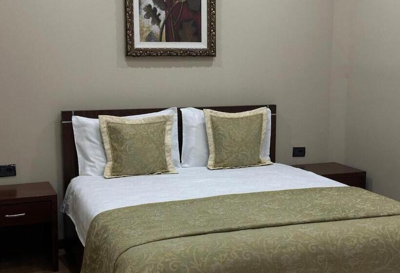 חדר סטנדרט נוף לאגם, Rritja E Koranit