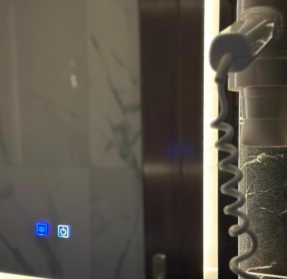 חדר לארבעה סטנדרטי עם נוף לגינה, Rritja E Koranit