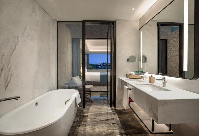 Номер Deluxe Кровать Кинг, Wyndham Garden Jinjiang