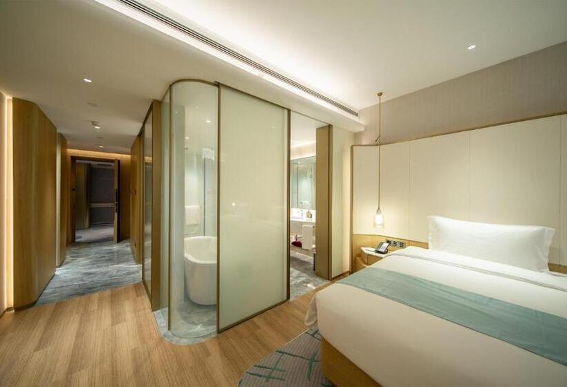 Номер Superior Вид на Сад, Wyndham Garden Jinjiang
