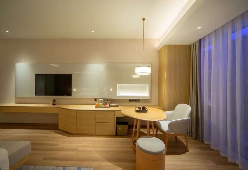 غرفة سوبيريور إطلالة على البحيرة, Wyndham Garden Jinjiang