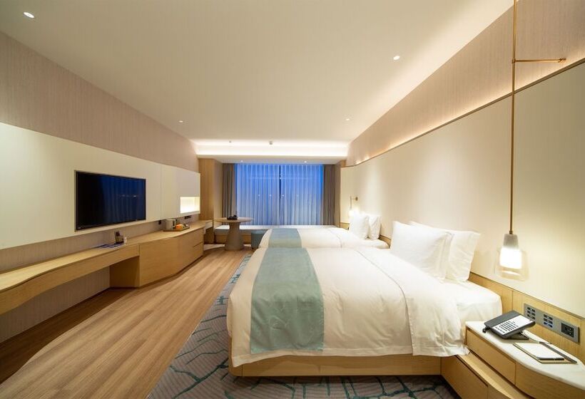 Номер Superior Вид на Сад, Wyndham Garden Jinjiang