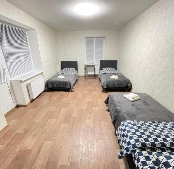 Трехместный Номер Стандарт с Балконом, апартаменты проспект победы 101