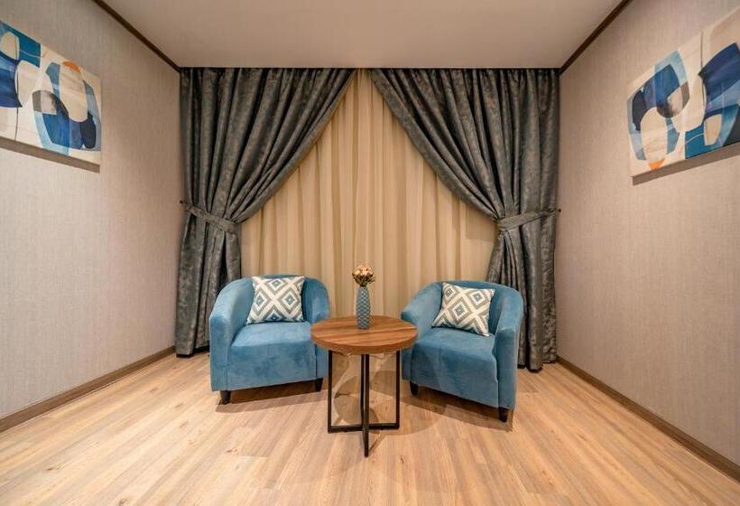 استودیوی لوکس, Red Sea Seasons Hotel Suites