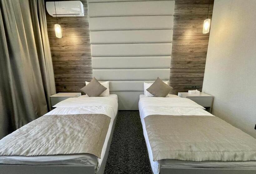 Номер Стандарт Вид на Город, Terrasse Hotel & Bar