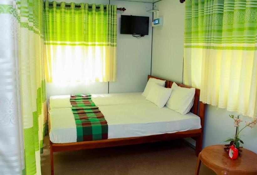 غرفة قياسية مطلّة علي البحيرة, Birds Paradise Inn