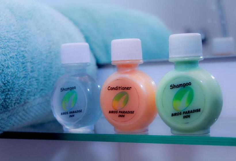 غرفة قياسية مطلّة علي البحيرة, Birds Paradise Inn