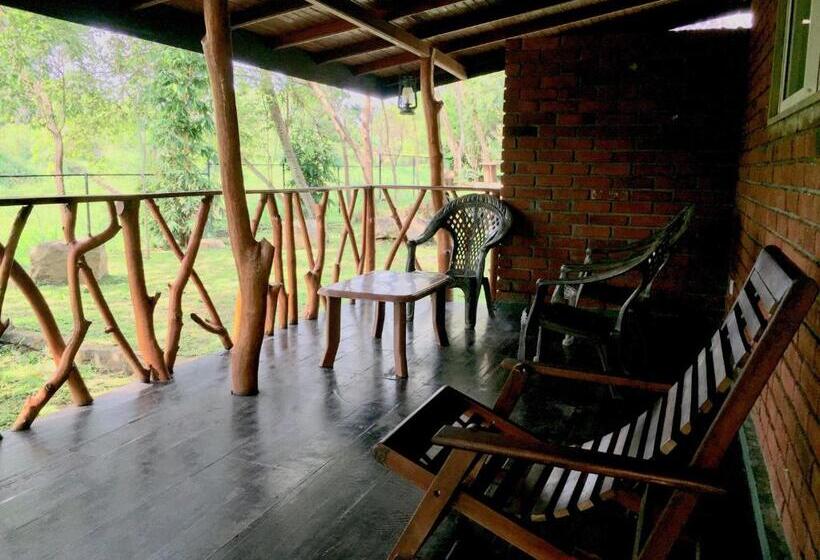 غرفة عائلية, Birds Paradise Inn