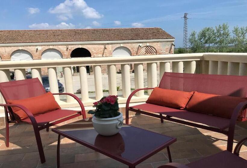 デラックスルーム, B&b Tenuta Della Duchessa