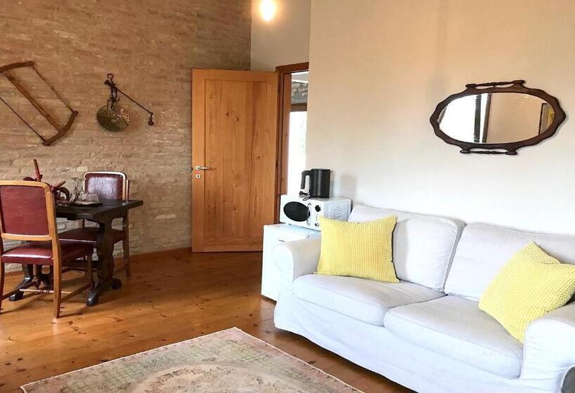 テラス付きジュニアスイート, B&b Tenuta Della Duchessa