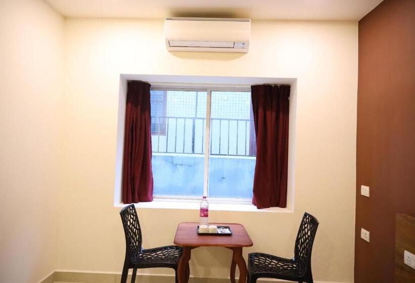 디럭스 룸, Hillfort Inn