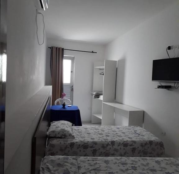 豪华房间, Pousada Certri