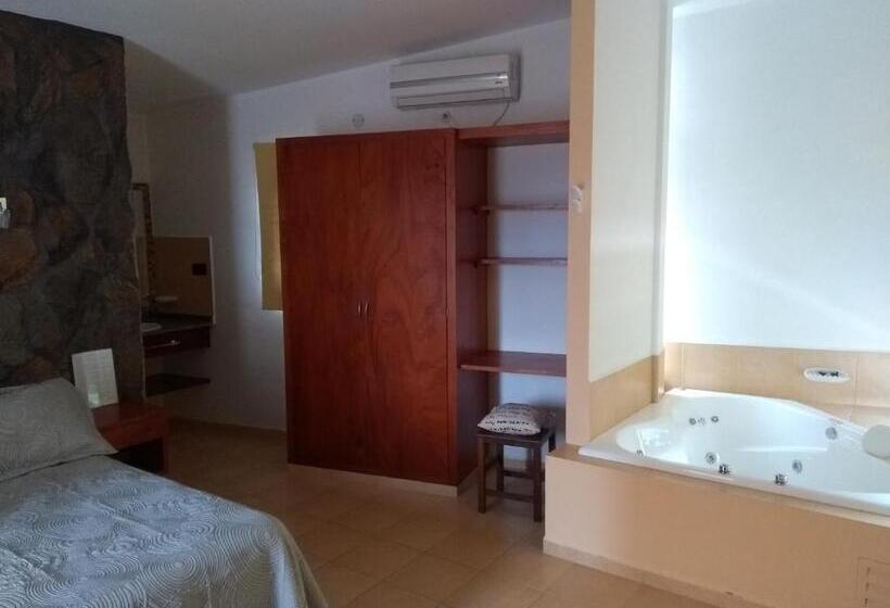 标准工作室, Torres De La Quebrada