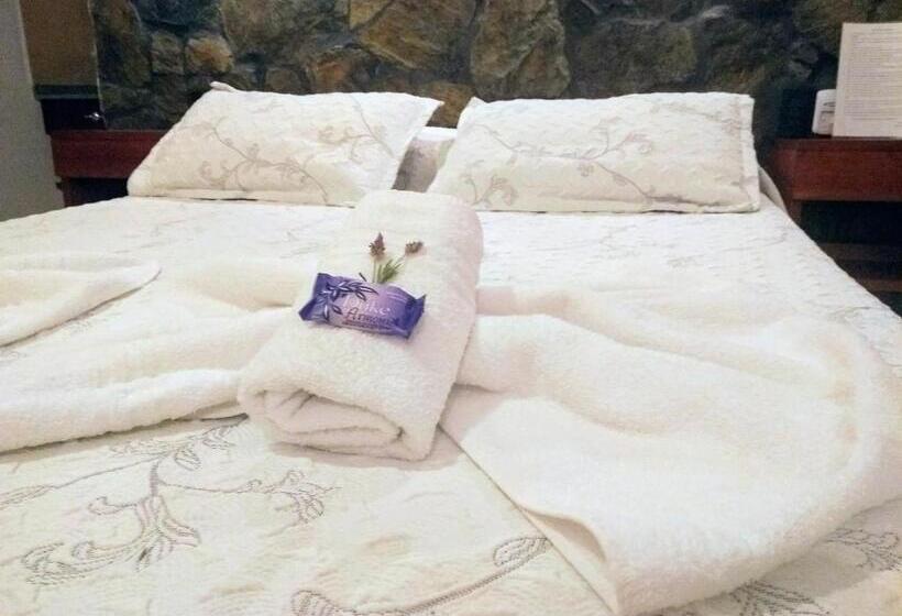 标准工作室, Torres De La Quebrada