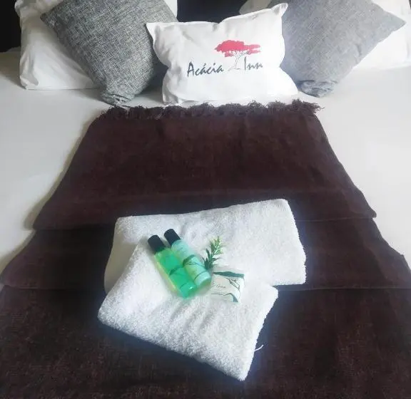 キングサイズベッドのデラックスルーム, Acacia Inn Guesthouse