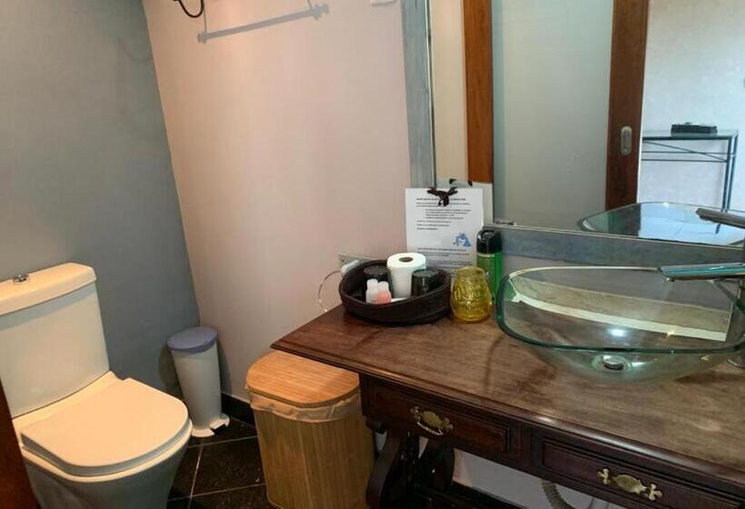 חדר סטנדרט נוף לגינה, Acacia Inn Guesthouse