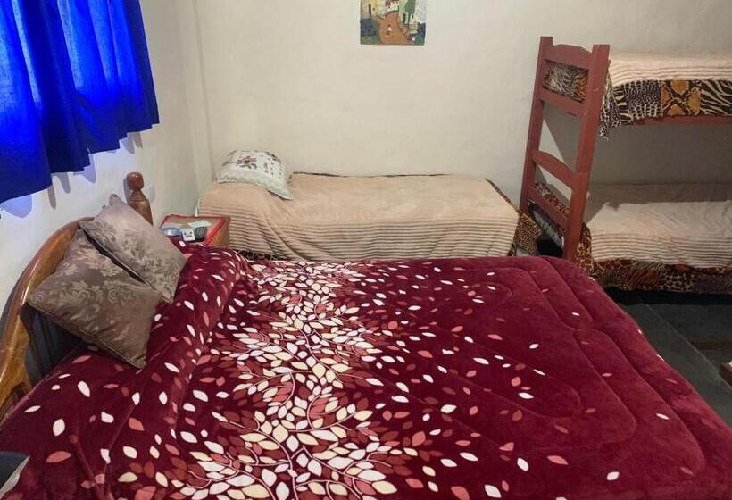 اتاق خانوادگی, Hostal Isabella