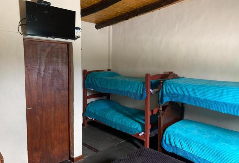 اتاق خانوادگی, Hostal Isabella