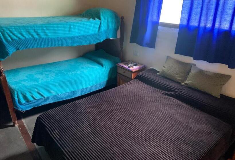 اتاق خانوادگی, Hostal Isabella