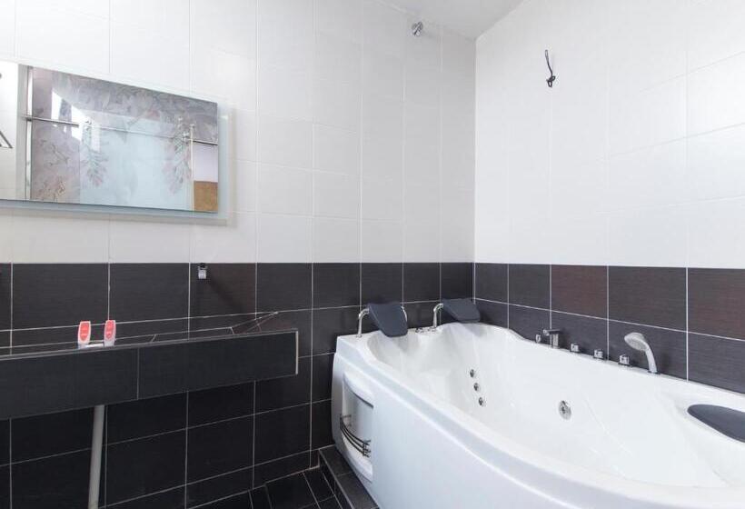 جناح إدارى, Top Garden