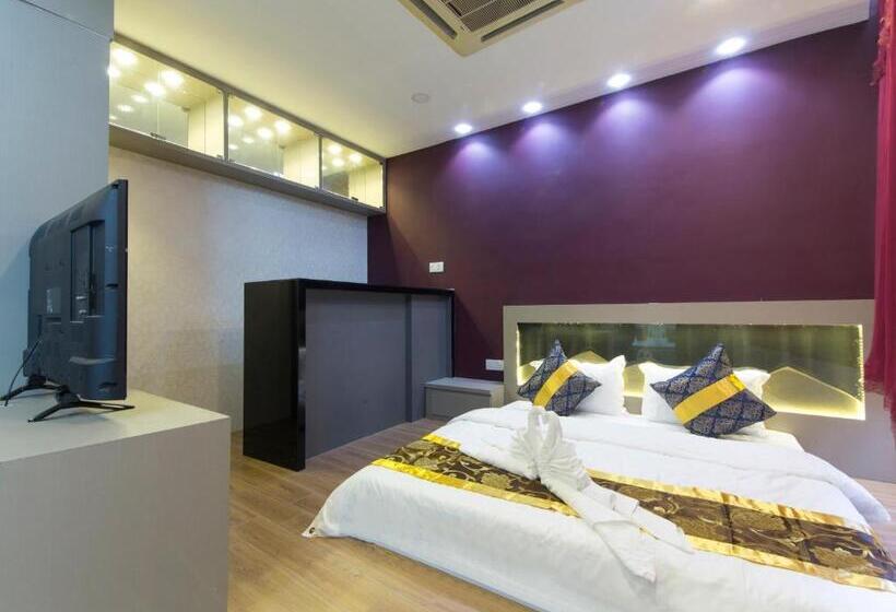 جناح رئاسى, Top Garden