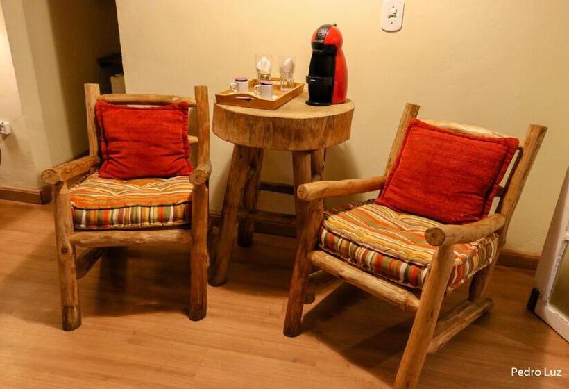 스위트 킹사이즈 침대, Pousada Villa Luna